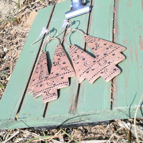 🆕 Geometrical moon stamped earrings - Picture 5 of 5
